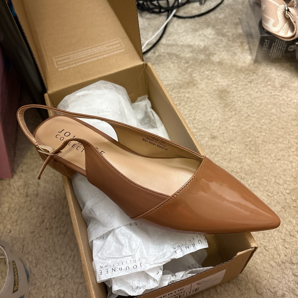 Journee Collection Women's Brown Slingback Heels